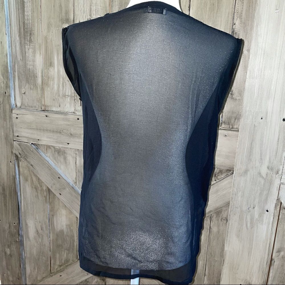 Tobi Edgey Sheer Zipper Studded Cropped Long Back Top - Picture 4 of 10
